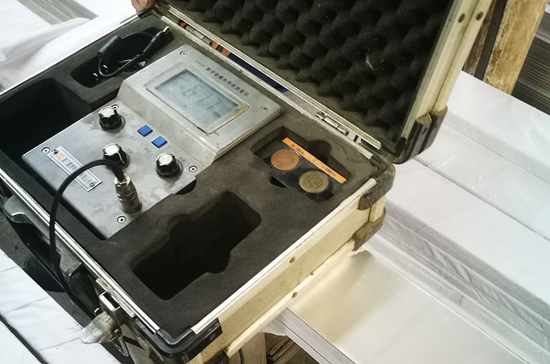 Conductivity test of busbar